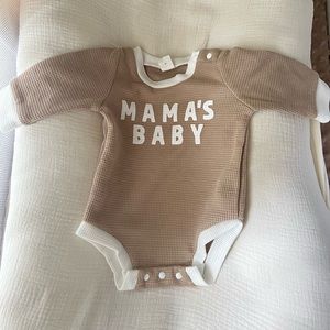SHEIN 1-3 m neutral baby onesie. Washed & only wore to take my baby a pic
